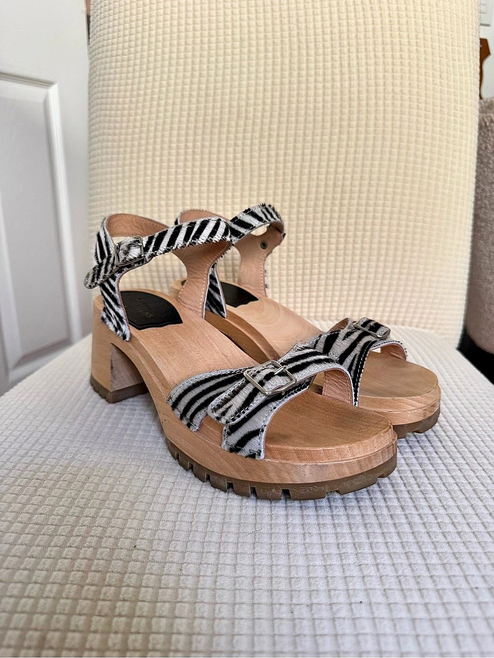 Anthropology Swedish Hasbeens Zebra Calf Hair Platform Clog Sandals Size 39